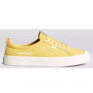 Cariuma Pantone Yellow Sneakers